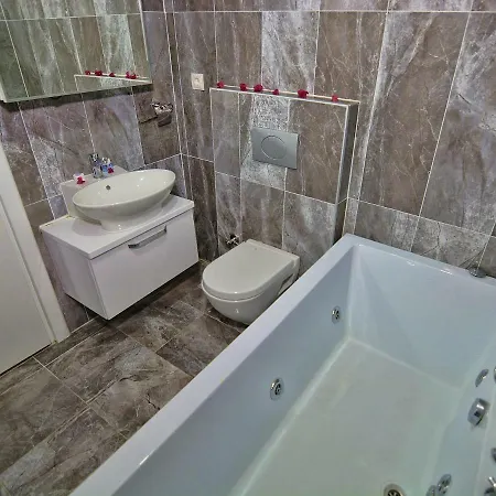 Airport Hotel 2* Gulluk